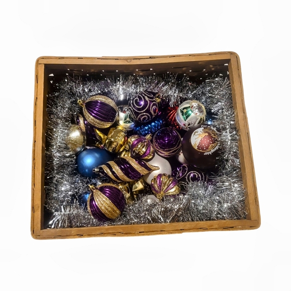 Christmas Tree Ornaments - Picture 1 of 8